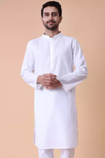 Men white solid kurta