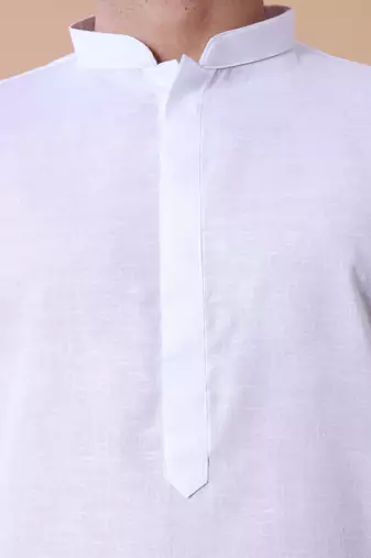 Men white solid kurta