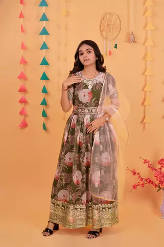 Glamour Heavy Fox Georgette Green Gown With Digital Print work With Embroidered Sequins work 