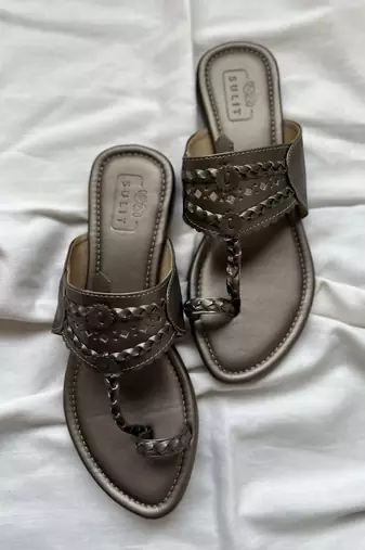 Gun metal kolhapuri