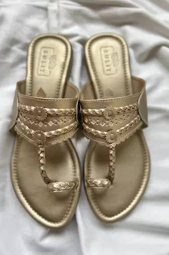 Gold kolhapuri