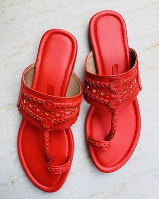 Red kolhapuri 1
