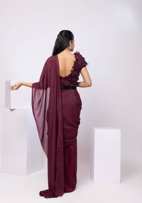 Wine plain crepe saree with belt 4