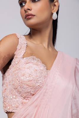 Pink plain silk saree with belt 1