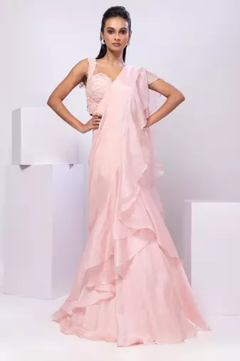 Pink plain silk saree with belt