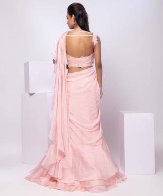 Pink plain silk saree with belt 4