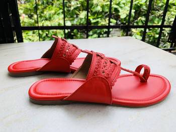 Red kolhapuri 3