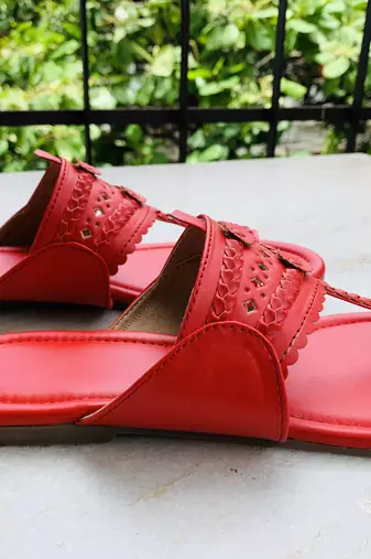 Red kolhapuri