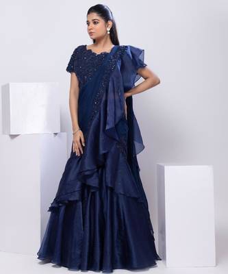 Blue plain silk saree with belt 3