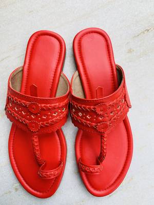 Red kolhapuri 4