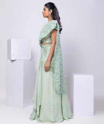 Green plain silk saree with belt 2