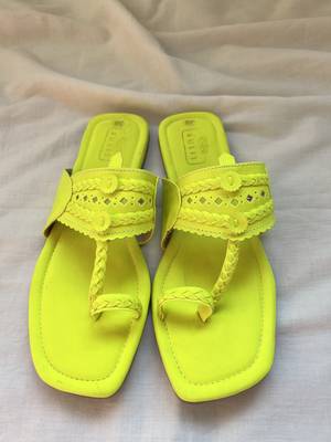 Neon yellow kolhapuri 4