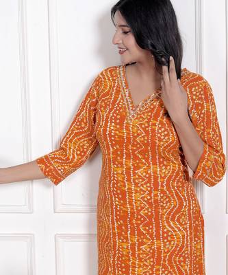   womens yellow bandhani printed straight kurti 4