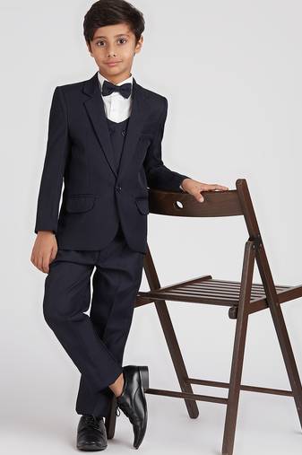 royal look in solid suit set full sleeves blazer, shirt, pant and waist coat with bow tie - navy blue
