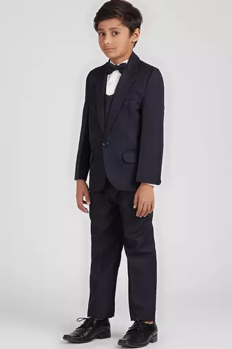 royal look in solid suit set full sleeves blazer, shirt, pant and waist coat with bow tie - navy blue