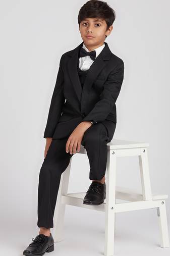 royal look in solid suit set full sleeves blazer, shirt, pant and waist coat with bow tie - black
