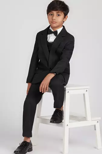 royal look in solid suit set full sleeves blazer, shirt, pant and waist coat with bow tie - black