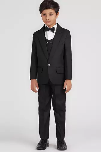 royal look in solid suit set full sleeves blazer, shirt, pant and waist coat with bow tie - black