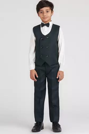 royal look in solid suit set full sleeves blazer, shirt, pant and waist coat with bow tie - bottle green