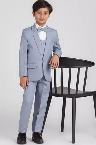 royal look in solid suit set full sleeves blazer, shirt, pant and waist coat with bow tie - grey
