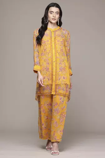 yellow chiffon kurta set with printed work design