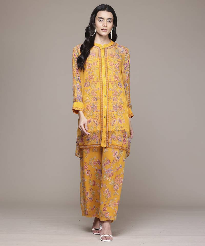 yellow chiffon kurta set with printed work design