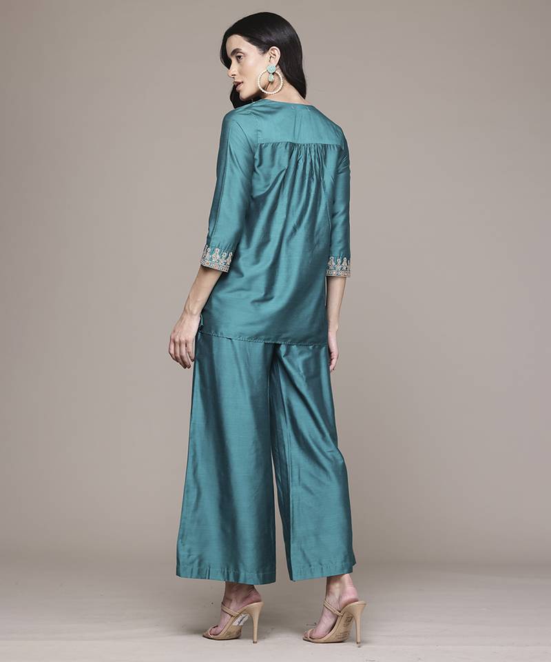 teal viscose kurta set with embroidered work design