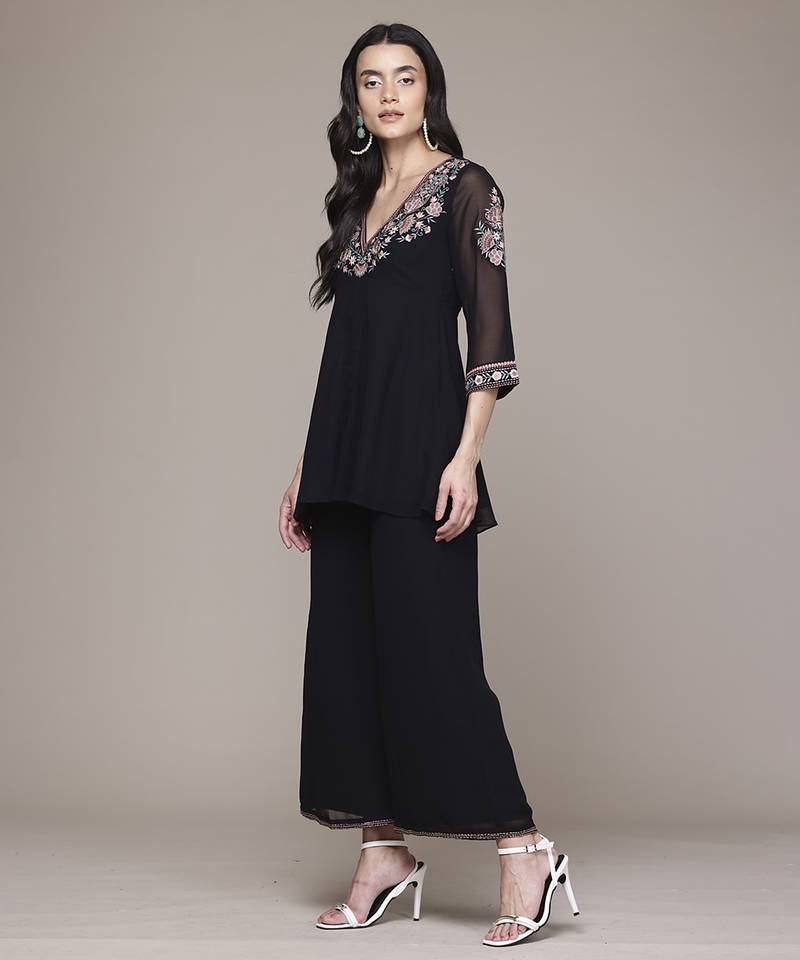 black georgette kurta set with embroidered work design