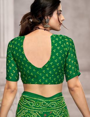Green pink bandhani printed chiffon saree with unstitched blouse, ethnic indian attire 3