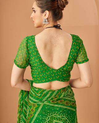Green bandhani print soft chiffon traditional saree with unstitch blouse 4