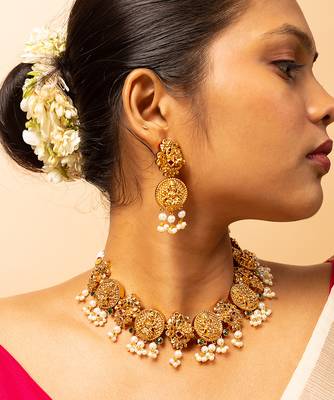 Temple lakshmi high gold necklace set 1