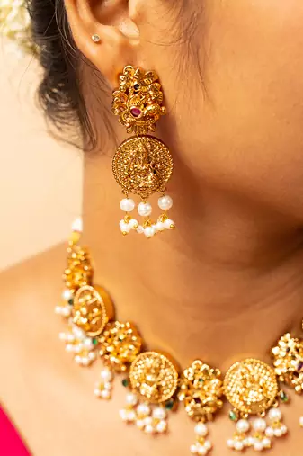 Temple lakshmi high gold necklace set