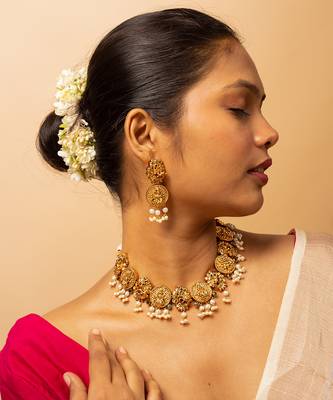 Temple lakshmi high gold necklace set 3