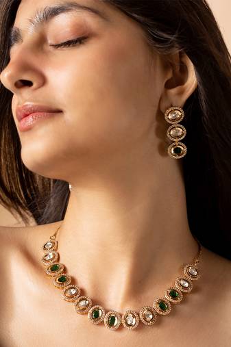 Green and white oval stone jewelry set
