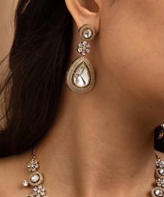 Teardrop crystal statement necklace and earring set 2