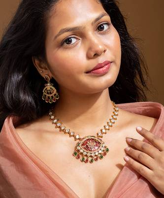 Traditional indian necklace set with earrings 2