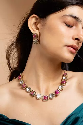 Kundan necklace and earrings set with pink stones