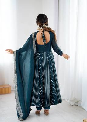 Anarkali Gown Set Wedding Wear Gown Floral Suit Set 3