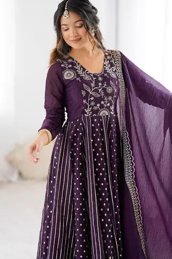 Purple embroidered Anarkali Suit Set Wedding Wear Gown Festival Wear Suit Set