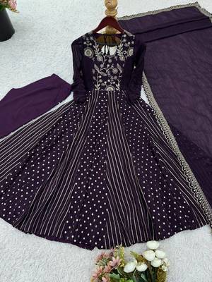 Purple embroidered Anarkali Suit Set Wedding Wear Gown Festival Wear Suit Set 5
