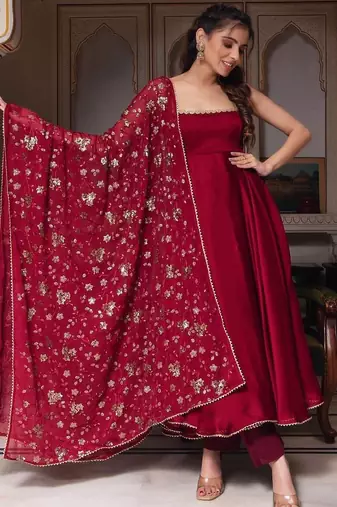 Red Color Gown Set Beautiful Designer Gown Suit Set Wedding Wear Dress
