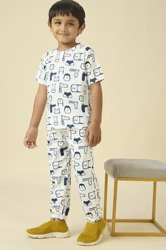 lycra woven full sleeves placement printed t-shirt and track set - white