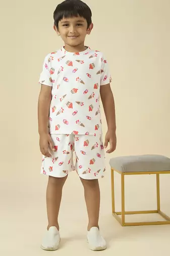 lycra woven half sleeves placement printed t-shirt and short set - white