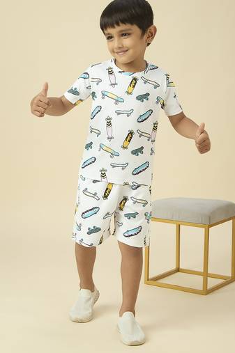 lycra woven half sleeves placement printed t-shirt and short set - white