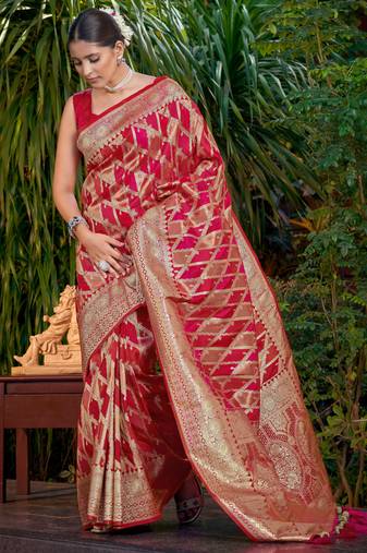 Manohari women's most trendy banarasi satin silk woven dark pink saree with heavy jacquard work saree with blouse piece