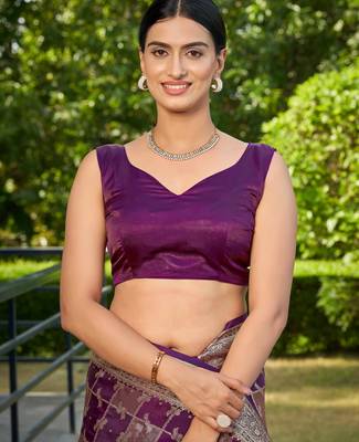 Manohari women's most trendy banarasi satin silk woven purple wine saree with jacquard work saree with blouse piece 4