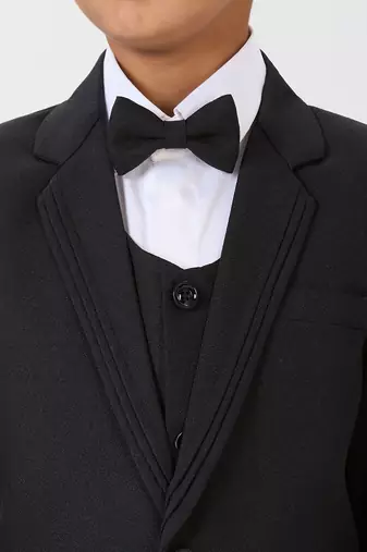 pleated collar suit set full sleeves blazer, shirt, pant and waist coat with bow tie - black