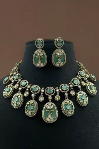 Antique green meenakari necklace set with kundan work handcrafted ethnic jewelry by treemoda