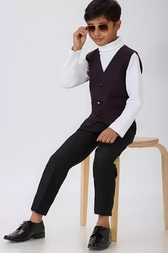 solid sleeveless waist coat - wine