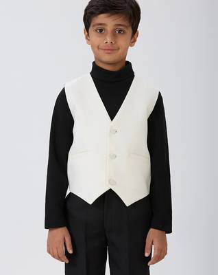 solid sleeveless waist coat - off white 1